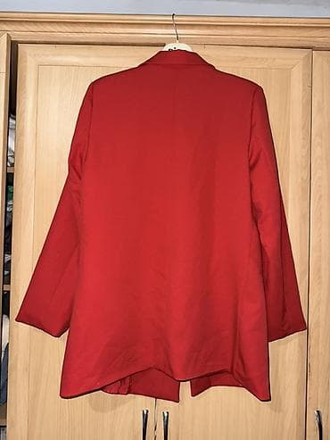 Женский удлиненный красный пиджак Cessa - Яркий насыщенный красный — 3