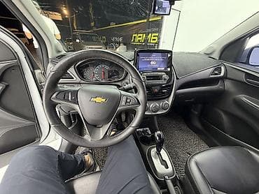 Продажа авто: Chevrolet Spark: 2019 г., 1 л, Автомат, Бензин, Хэтчбэк — 7
