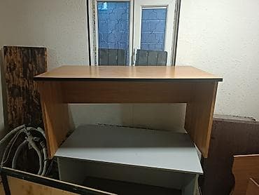 Офисный стол, Б/у, Нерегулируемый, цвет - Коричневый, Прямоугольный, ЛДСП, Самовывоз