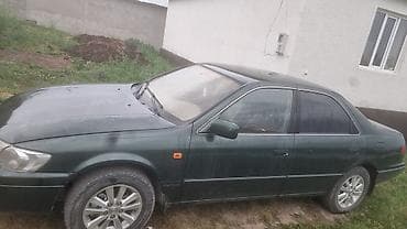 Унаа сатуу: Toyota Camry: 2000 г., 2.2 л, Кол менен иштөөчү, Бензин, Седан — 2