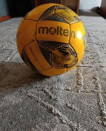 ⚽ Продаю футбольный мяч Molten ⚽ Хороший мяч для игры и тренировок