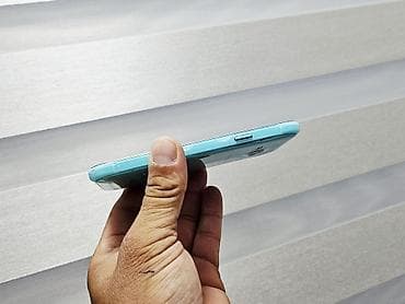 techno camon: Samsung Galaxy J1, Б/у, 4 ГБ, цвет - Голубой, 2 SIM — 8