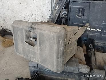 ящик для пчёл: Инструментальный ящик для полуприцепа Kögel - Оригинальный — 2