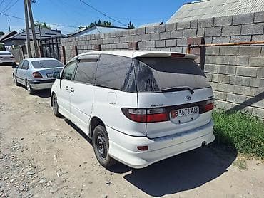 Toyota Estima: 2002 г., 2.4 л, Автомат, Бензин, Минивэн