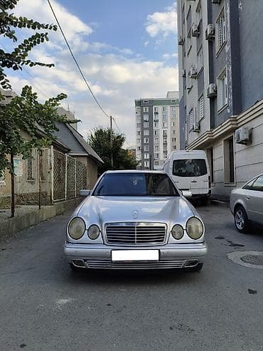 Mercedes-Benz E-Class: 1999 г., 2.4 л, Автомат, Бензин, Седан