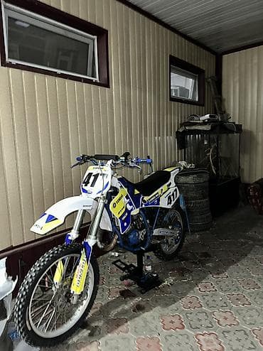 эндро мото: Эндуро Yamaha, 125 куб. см, Бензин — 2