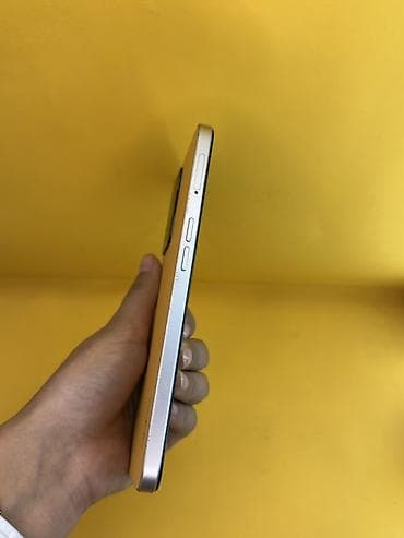 mi pad 7: Oppo A77, Б/у, 128 ГБ, цвет - Желтый, В рассрочку — 2