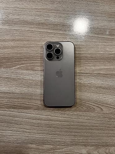 samsung galaxy s22: IPhone 15 Pro, Б/у, 256 ГБ, White Titanium, Защитное стекло, Чехол, Коробка, 79 % — 9