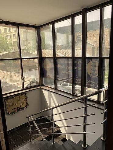 id store: Аренда офисов, 18 м², С отдельным входом — 4