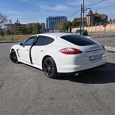 audi rs 7: Porsche Panamera: 2011 г., 4.8 л, Автомат, Бензин, Лифтбек — 9