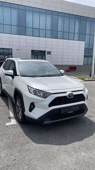 Toyota: Toyota RAV4: 2024 г., 2 л, Бензин, Кроссовер — 2