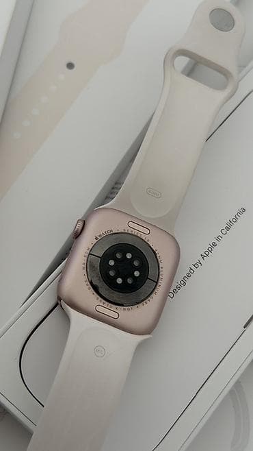 Apple Watch: Apple Watch Series 10, 42 мм Торг уместен Комплектация: - Смарт-часы — 4