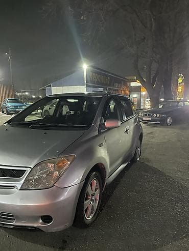 corolla e150: Toyota Ist: 2002 г., 1.5 л, Автомат, Бензин, Хэтчбэк — 3