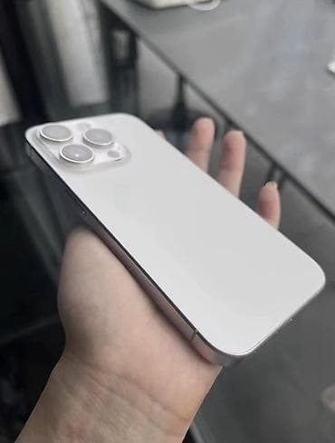 iphone про: IPhone 15 Pro, Б/у, 256 ГБ, Белый, Чехол, 86 % — 1
