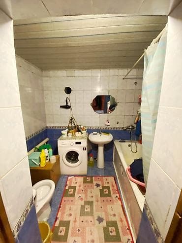 old bishkek: 🏡 **Срочно продаётся дом!** 📍 г. Бишкек, ул. Тоголок Молдо (район — 10