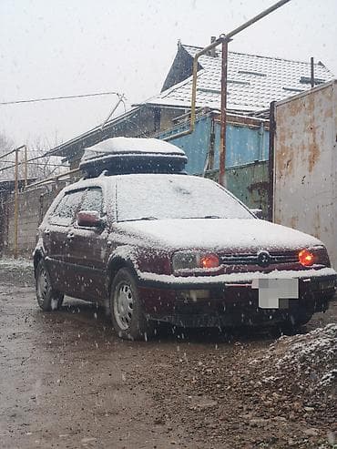 Volkswagen: Volkswagen Golf: 1993 г., 1.8 л, Механика, Бензин — 2