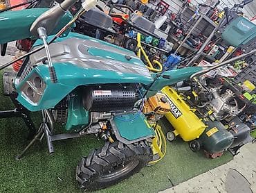 мотоблок дизел: Мотоблок дизельный, двухколёсный, с кожухом «под капот» и ходовыми — 3