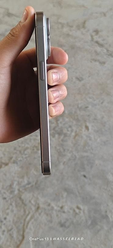 айпад 2025: IPhone 15 Pro Max, Б/у, 256 ГБ, Natural Titanium, Зарядное устройство, Чехол, 81 % — 3