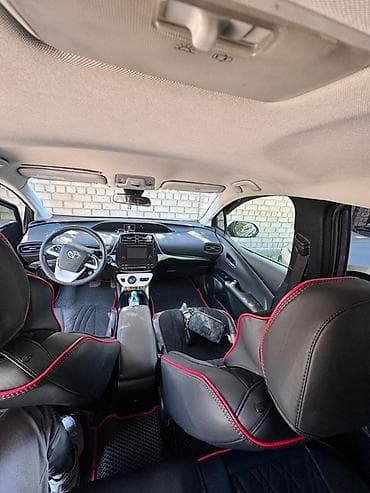 электромот: Toyota Prius: 2018 г., Гибрид, Лифтбек — 5