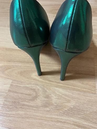 кет: Шикарные туфли 38 р. от Asos, изумруд. На выход! Высокий каблук — 3