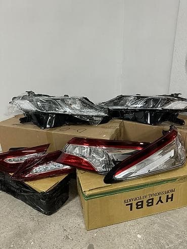 красные линзы: Комплект передних фар Toyota 2019 г., Новый, Аналог, Китай — 1