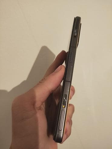 kzzi k75: Poco F4 GT, Б/у, 128 ГБ, цвет - Золотой, 2 SIM — 2