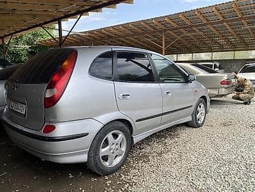 mini jack: Nissan Almera Tino: 2002 г., 1.8 л, Механика, Бензин, Минивэн — 3