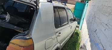 audi 80: Volkswagen Golf: 1994 г., Механика, Хэтчбэк — 1