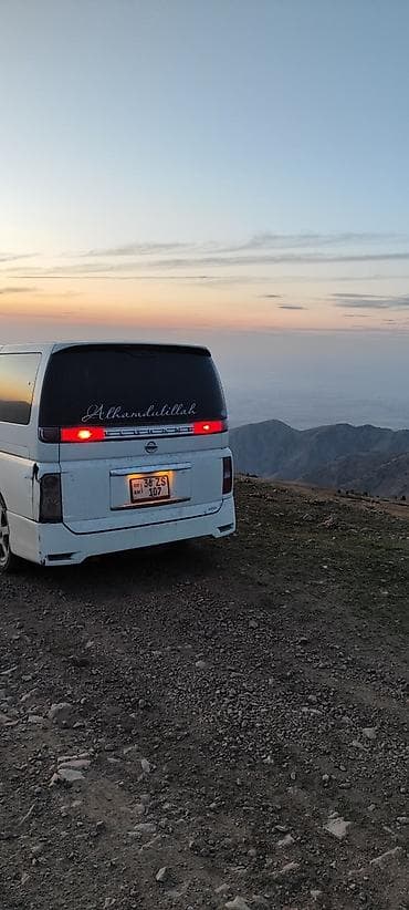 бампер машины: Nissan Elgrand: 2006 г., 3.5 л, Автомат, Газ, Минивэн — 7