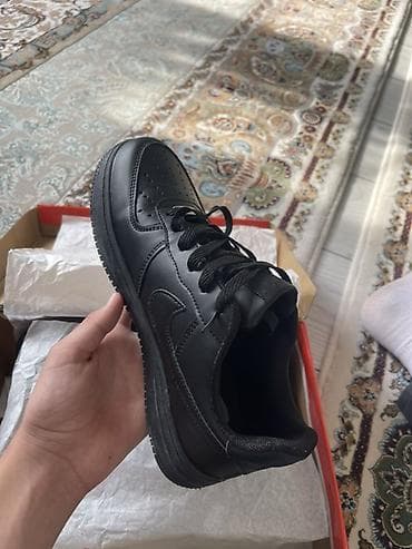 берсы американский: Мужские кроссовки, 39, 39.5, Nike, Новый, цвет - Черный — 2