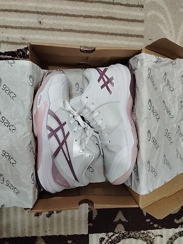 Кроссовки, 38, Asics, Новый, цвет - Белый, Самовывоз, Платная доставка — 1
