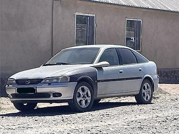 буд е 2: Opel Vectra: 1996 г., 2 л, Механика, Бензин, Хэтчбэк — 5