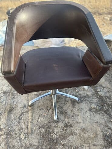 старый инструмент: Продаю парикмахерскую мойку,раковина полностью новая ;есть зеркала — 6