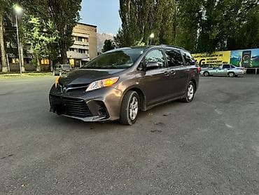сиденья на минивен: Toyota Sienna: 2019 г., 3.5 л, Автомат, Бензин, Минивэн — 2