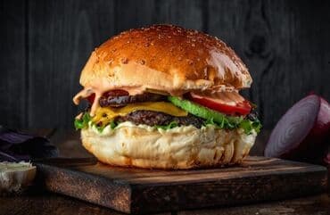 готовые дома из клееного бруса: Требуется повар 🧑‍🍳 график 5/2 С опытом знание готовить шаурму и — 1