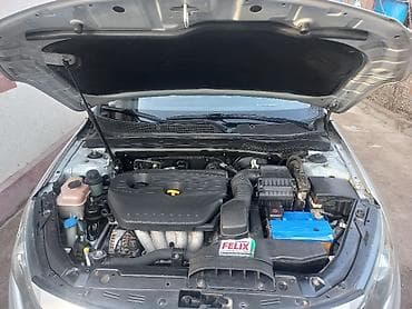 машина ока: Kia K5: 2011 г., 2 л, Автомат, Бензин, Седан — 9