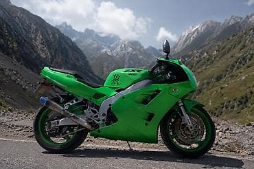 bmw m3 e92: Kawasaki ZXR 400 — легендарный спортбайк для динамики и удовольствия — 8