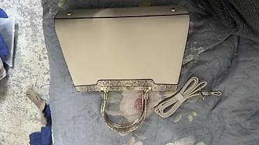 Классическая сумка, Coach, Китай, Материал: Экокожа, Съёмный ремень, Женские, Новый