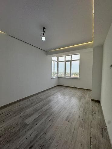 восток сити: 1 комната, 40 м², Элитка, 6 этаж, Дизайнерский ремонт — 1