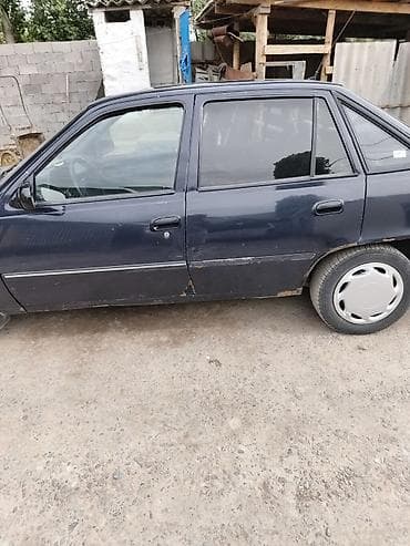 Унаа: Daewoo Nexia: 2006 г., Кол менен иштөөчү, Бензин, Седан — 2