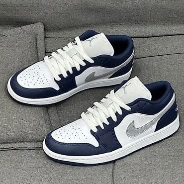 Мужские кроссовки, 42, Nike, Новый, цвет - Белый, Платная доставка