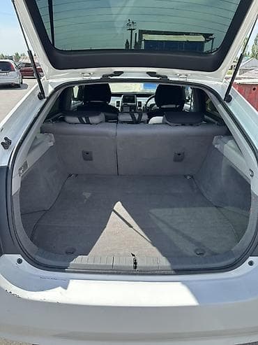 10 лет в одних руках: Toyota Prius: 2010 г., 1.5 л, Вариатор, Гибрид, Хэтчбэк — 8