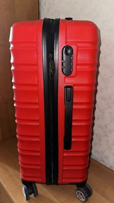купить чемодан дешево: Чемодан
Цена договорная 
В хорошем качестве производство Турция — 3