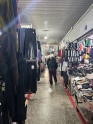 Киреге берилүүчү кийимдер: Аламедин Базар ТЦ Гранд Продаётся Контейнер.Все подробности по — 4