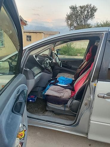 рав 4 1996 года: Toyota Estima: 2002 г., 2.4 л, Автомат, Бензин, Минивэн — 5