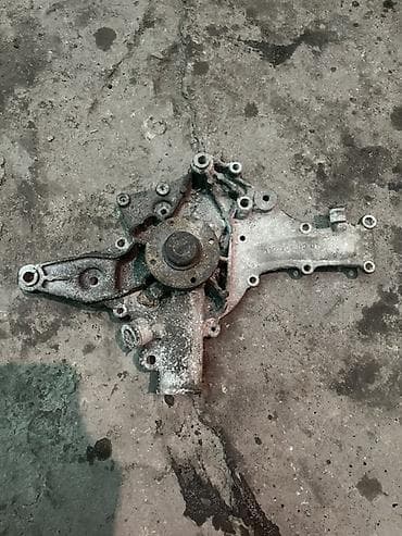 Желдетүү, муздатуу жана жылытуу: Помпа Mercedes-Benz — 1