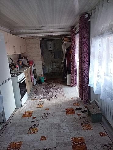 строим дом: Продаётся частный дом с благоустроенным двором. Основные — 9