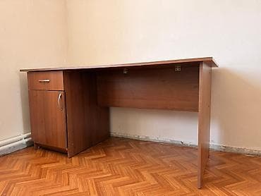 Компьютерные столы: Компьютерный стол, С полками — 2