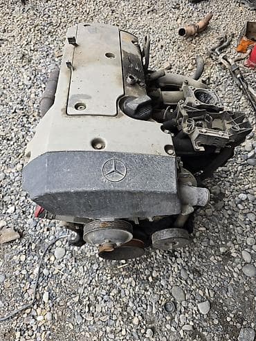 Двигатели, моторы и ГБЦ: Двигатель Mercedes-Benz (бензиновый), рядный 4‑цилиндровый. Описание — 1