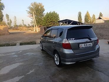 Honda Fit: 2003 г., Автомат, Бензин, Хэтчбэк at lalafo.kg Honda Fit: 2003 г., Автомат, Бензин, Хэтчбэк
